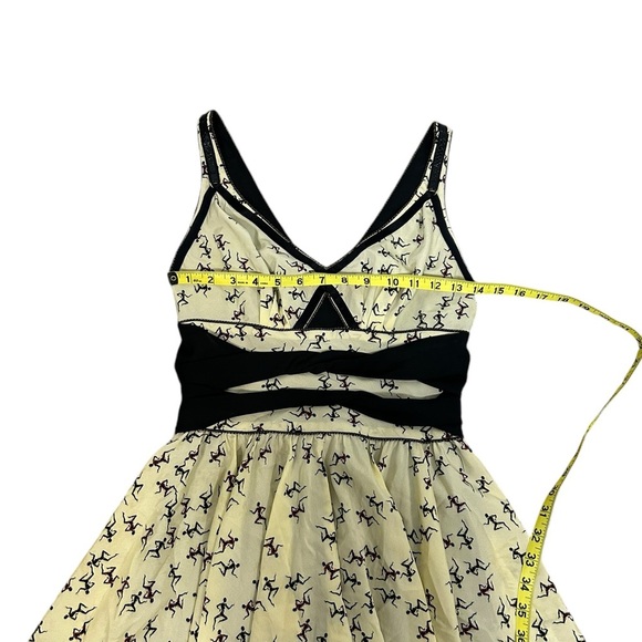 Z Spoke Zac Posen Cut Outs Roman Greek People Print Mini Silk Dress Size 6 - Picture 10 of 13